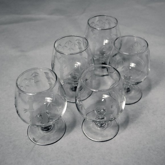 Mid Century Sasaki Bamboo Glasses - Set of 11 - Etched Bamboo Chinoiserie - Picture 3 of 9